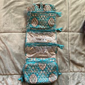 Vera Bradley travel hanging organizer